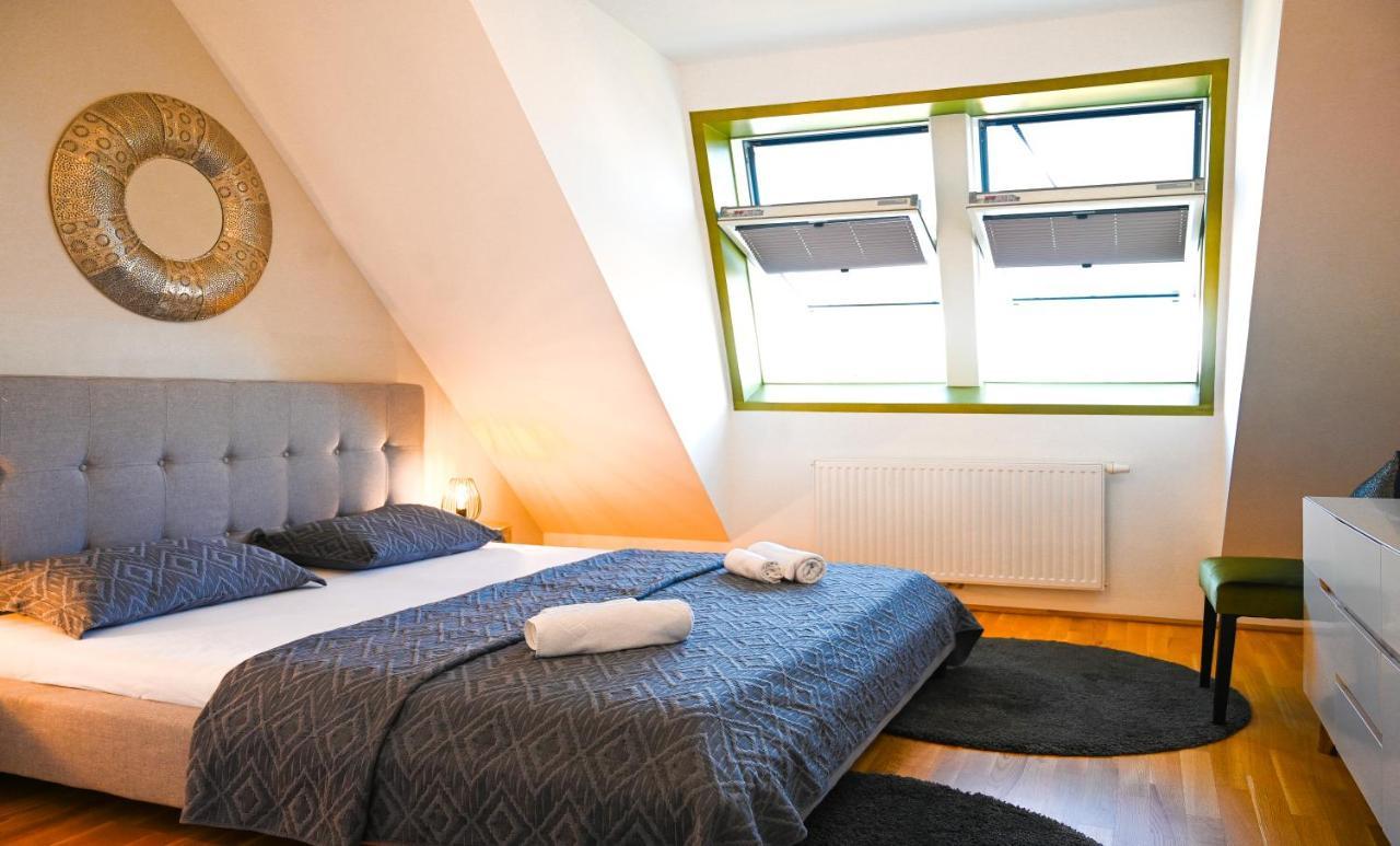 Apartamento Modern Duplex Museumsquartier Viena Exterior foto